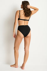 Eco Essentials Twist Front DD/E Bra / Sea Level Eco essentials black