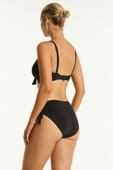 Essentials Edit Tie Front DD/E Bralette / Sea Level Eco essentials black