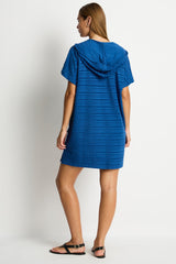 Horizon Beach Poncho / Sea Level Horizon arctic