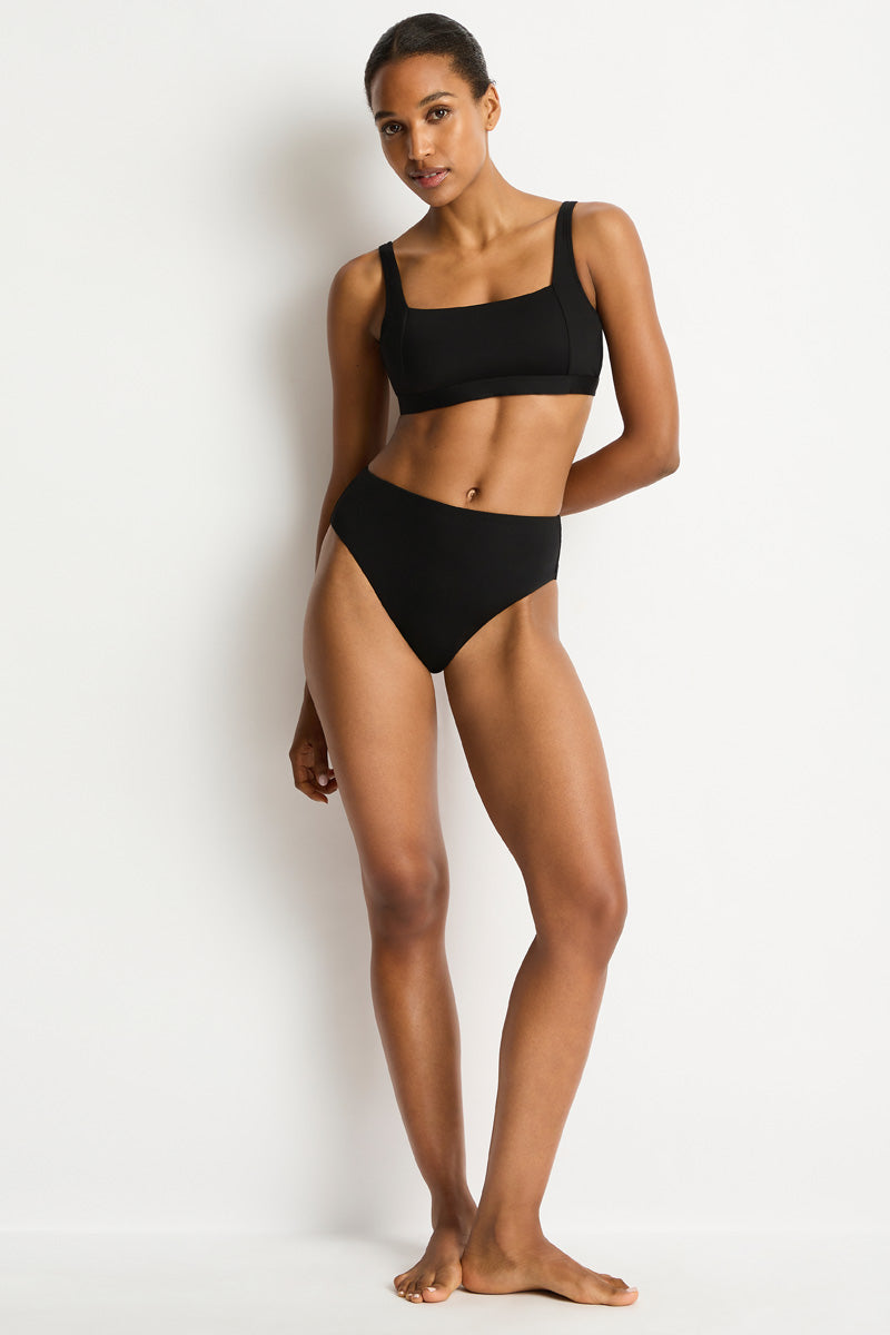 Eco Essentials Square Neck Bra / Sea Level Eco essentials black