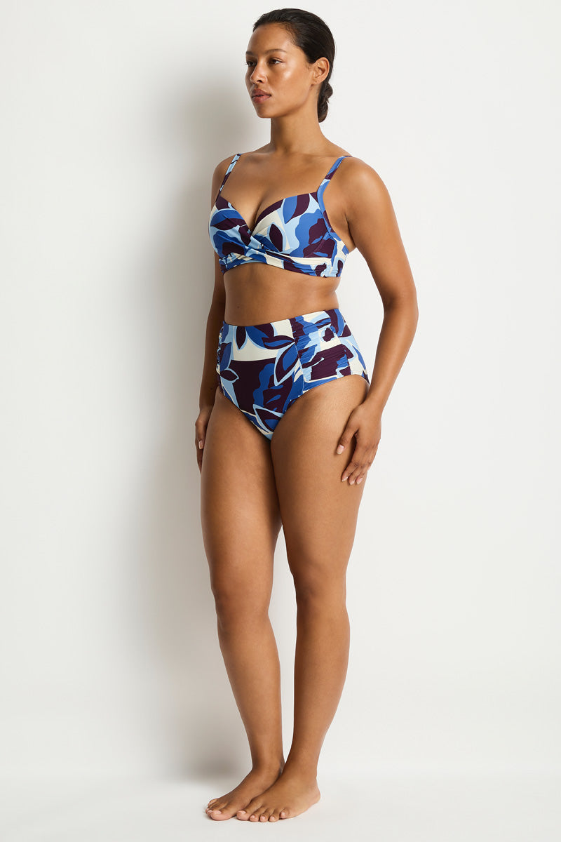 Rumba Cross Front Moulded Cup Bra / Sea Level Rumba