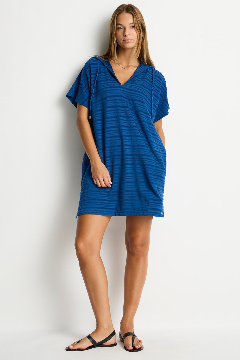 Horizon Beach Poncho / Sea Level Horizon arctic