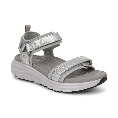 Silver Leather,5,MEDIUM