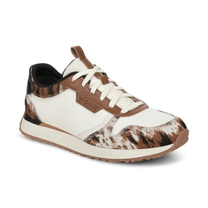 Ivory Pony Print,5,MEDIUM